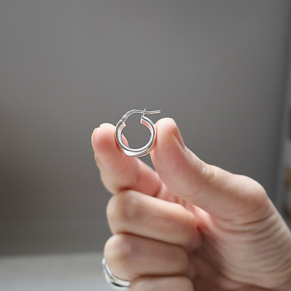 Silver Chunky Medium Huggie Hoops • B438