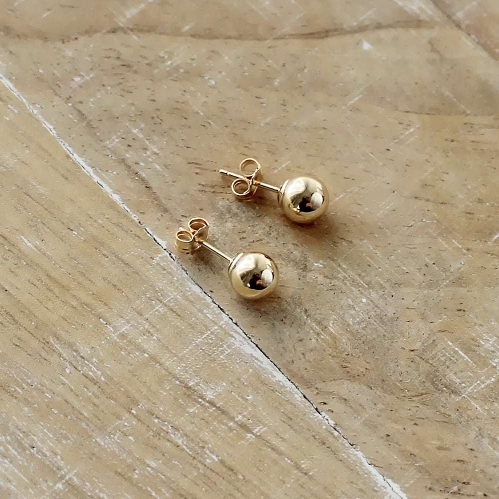 6mm 14K Gold ball earrings - B152