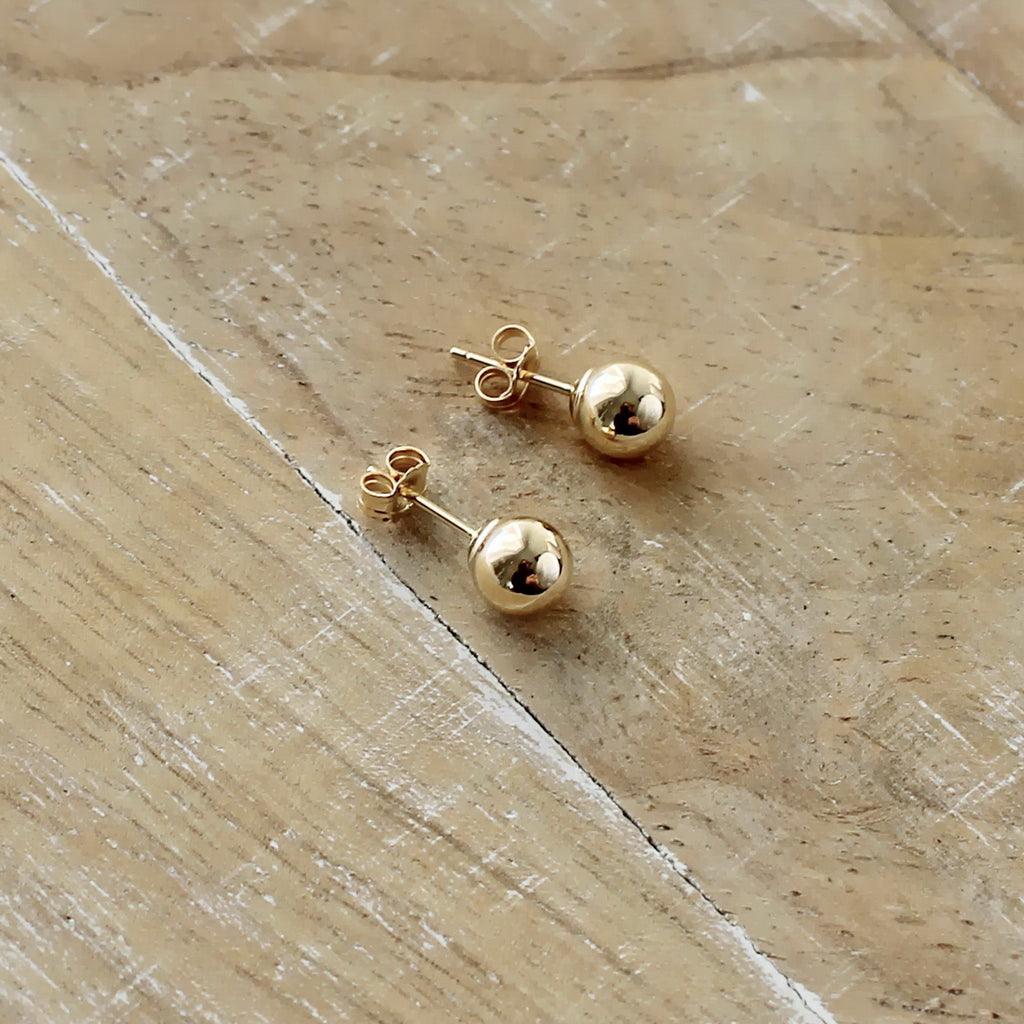 6mm 14K Gold ball earrings - B152