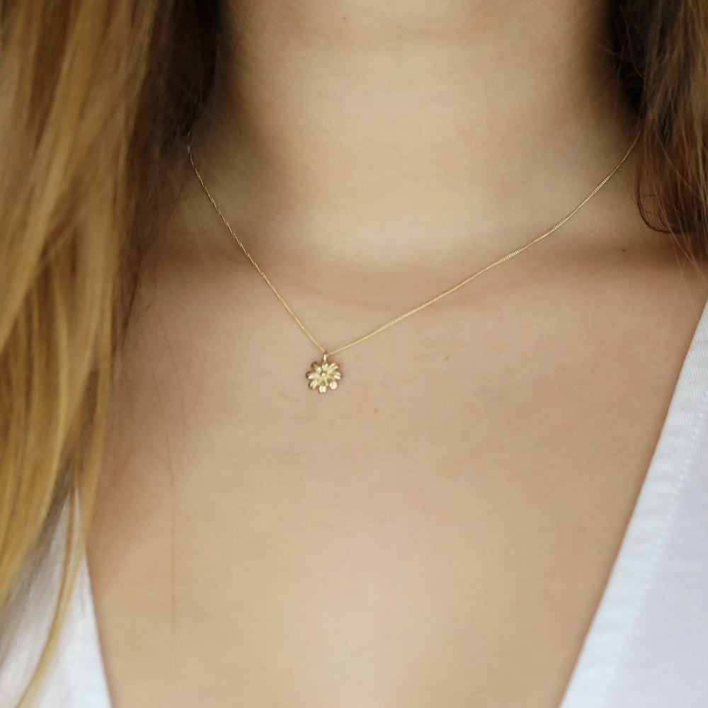 14K Solid Gold Flower Pendant Necklace • B299