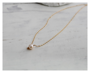 Gold Pearl Solitaire Necklace • B183